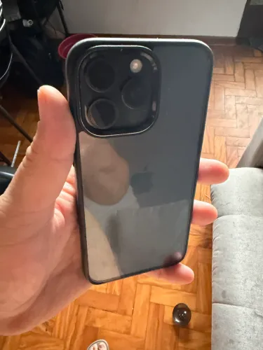 iPhone 15 pro max Titânio preto 256gb muito novo
