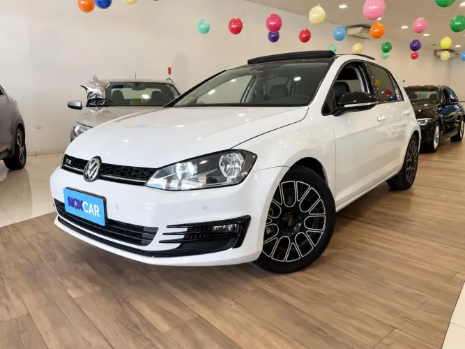 Volkswagen Golf Highline 1.4 TSI Total Flex Aut. 2017