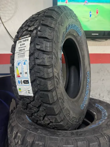 Pneus Trazano 235/75 Aro 15 AT