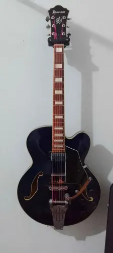Vendo guitarra Semi acustica - Ibanez afs75tdg com case Gator
