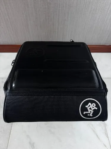 Mesa digital Mackie DL1608