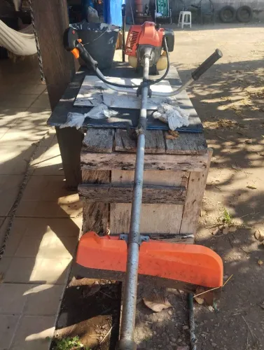 Roçadeira Vendo Profissional Nakasaki 2 Tempos 3,5HP - 75CC