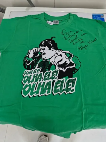 Camiseta Autografada por Edgar Vivar (o Sr. Barriga)