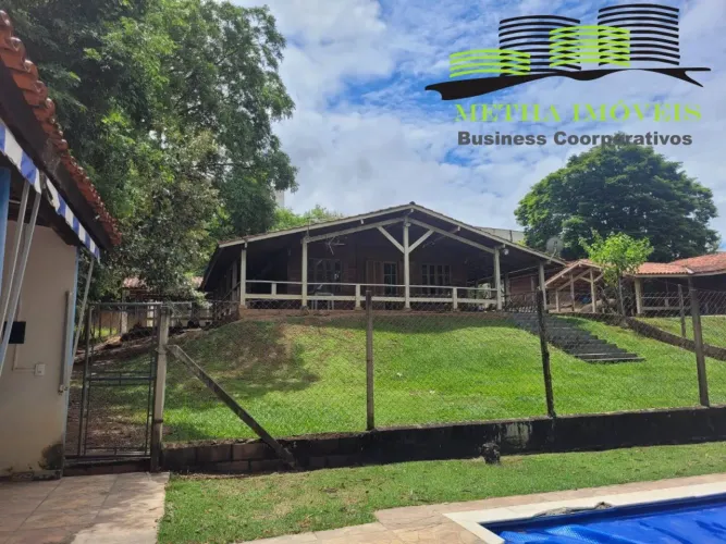 Chácara à venda em Votorantim-SP, Parque Santa Márcia: 3 quartos, 1 suíte, 1 sala, 2 banhe