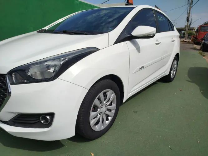 Hyundai HB20S C.plus/c.style 1.6 Flex 16V Mec.4p 2019