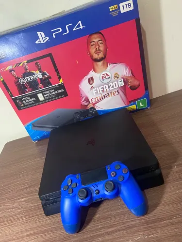 Ps4 slim 1 TB