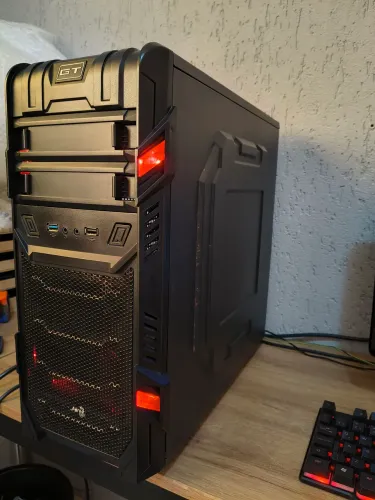PC Gamer de entrada Intel G4560 3.5Ghz 8GB Ram GT 1030 2GB SSD 256GB HD 1tera