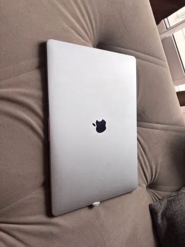 MacBook Pro 15? 2017 | Intel Core i7 2.9GHz | 16GB RAM | SSD 512GB | Excelente Estado