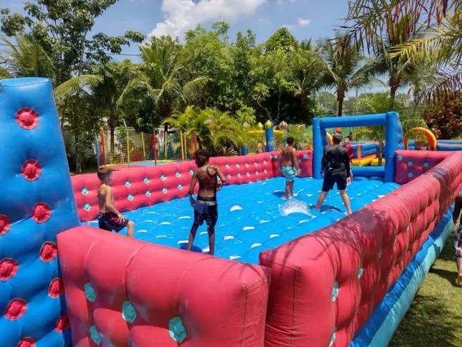 BRINQUEDOS PARA FESTAS