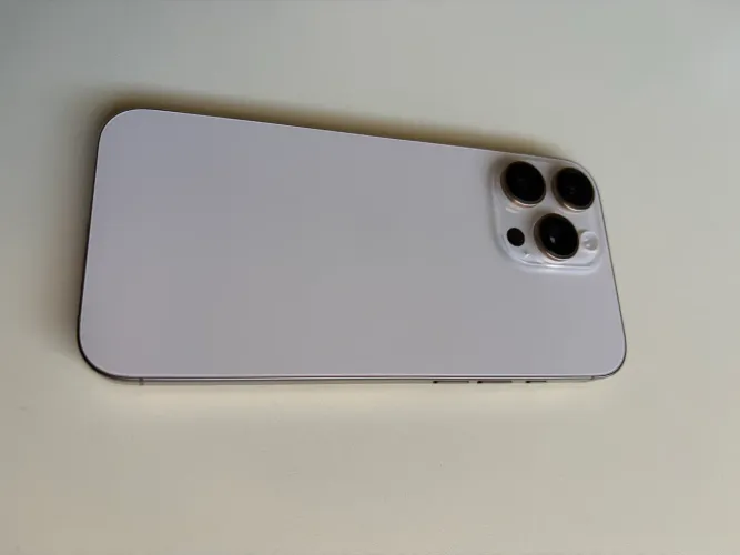iPhone 16 pro Max 257 GB