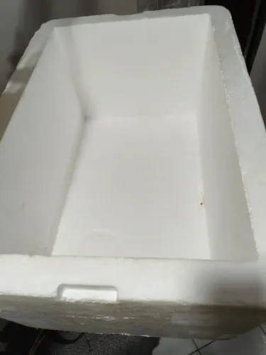Vende isopor 150 litros sime novo valor 80 reais