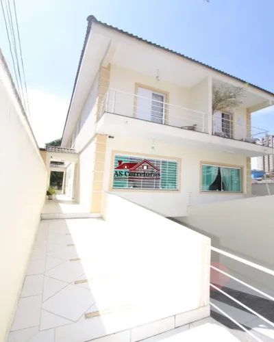 Sobrado venda ou locação na Vila Yara.
