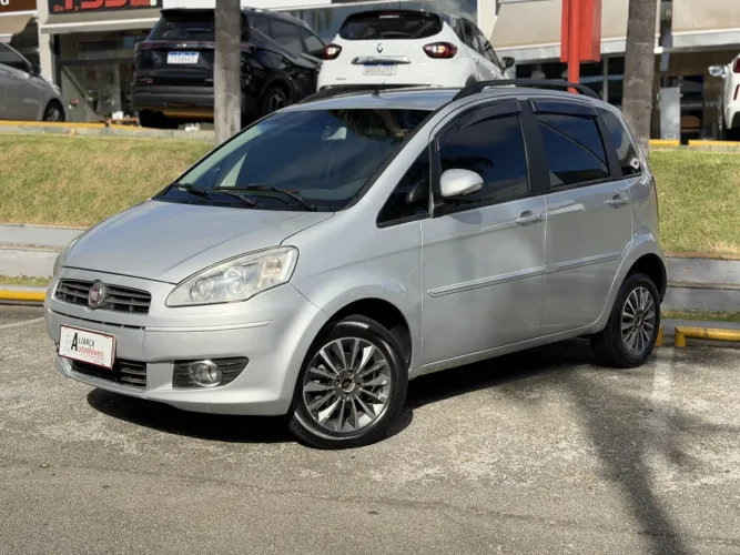 Fiat Idea Essence 1.6 Flex 16V 5P 2011
