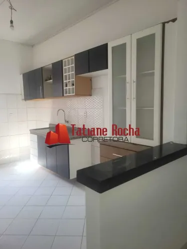 Vendo excelente casa em rua pública no bairro Parque Lagoa Grande.