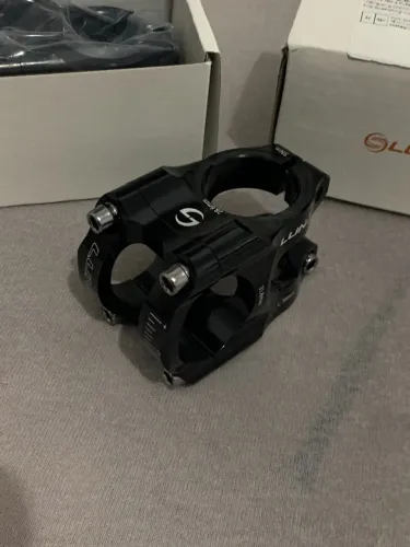 Mesa de Bike Lunje 31.8mm Acompanha Chave Allen para instalação!