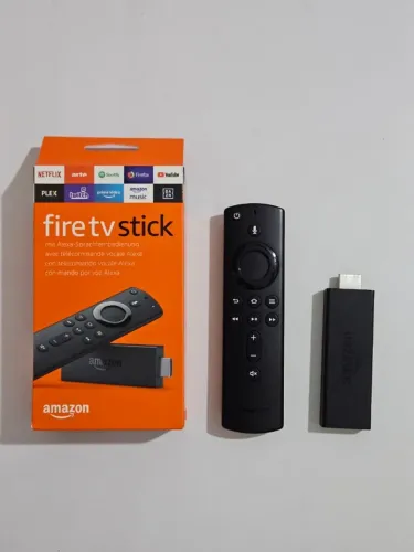 Amazon Fire TV Stick HD Controle Remoto por Voz com Alexa