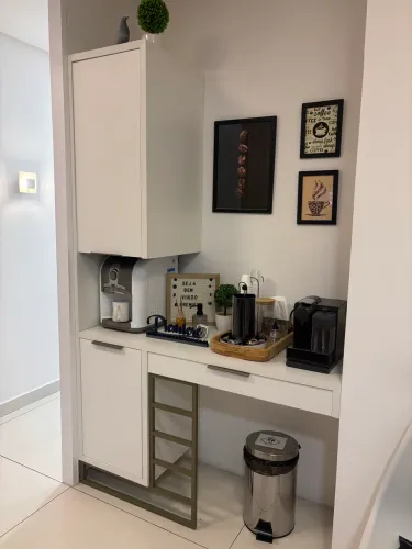 Móvel para gelagua e canto do café