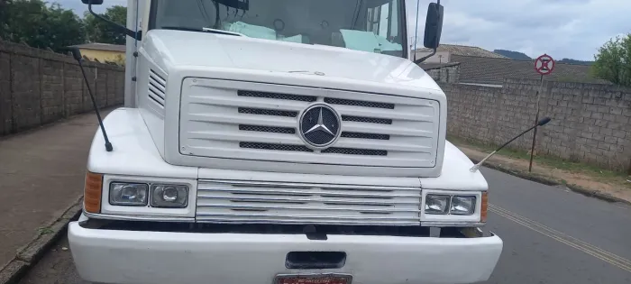 Mercedes 1618