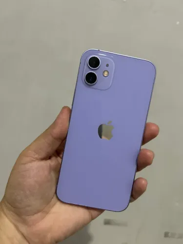 iPhone 12