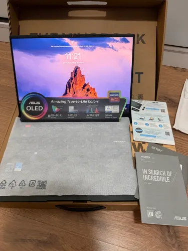 Notebook ASUS Vivobook S14x OLED 2.8k 120hz i7 512gb ssd 12gb RAM S5402Z