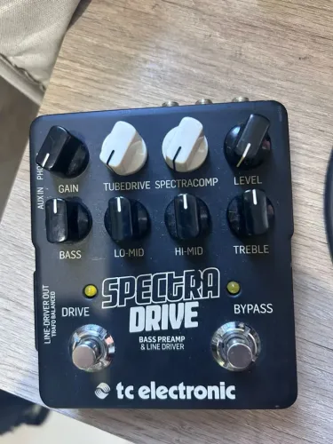 Pedal TC Electronics SpectraDrive Bass Preamp
