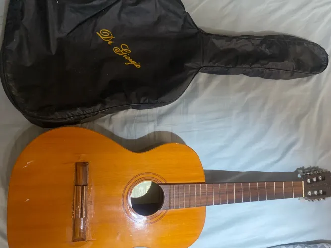 VIOLÃO ORIGINAL DI GIOGIO COM ALGUNS DEFEITOS