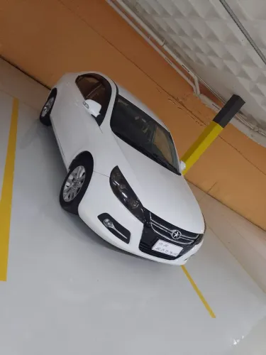 JAC J5 Sedan 1.5 16V 4P Mec. 2013