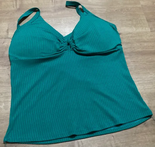 Blusa Regata Canelada Verde Esmeralda - Tamanho M - Detalhe no Busto (Linda!)