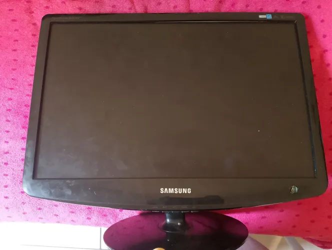 Monitor 19 polegadas