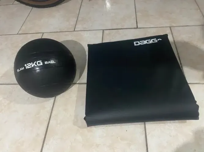 Slam Ball 12Kg + Colchonete Novo.