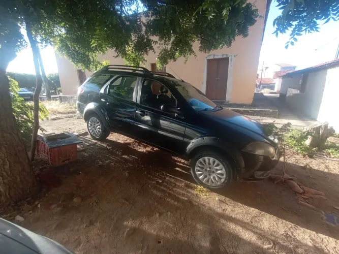 Fiat Palio 1.8r MPI Flex 8V 4P 2010