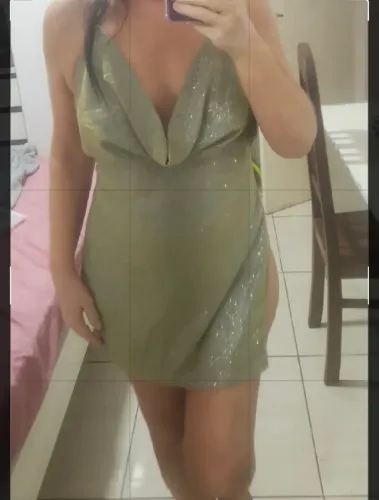 Vestido Curto /Brilhoso- Tam G