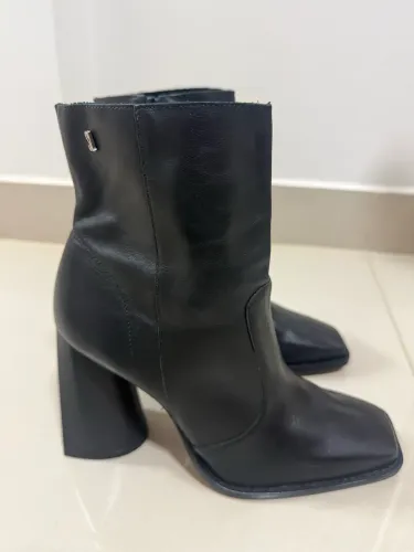 Bota Santa Lolla couro preta 38