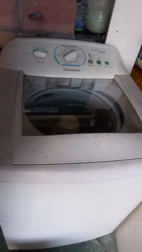 Máquina de lava para retira peças 