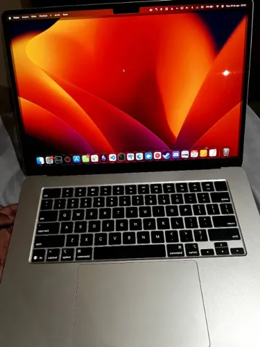 Macbook Air m4 15 polegadas 256GB SSD - 16GB RAM