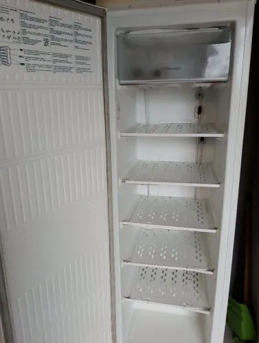 Vendo freezer usado 