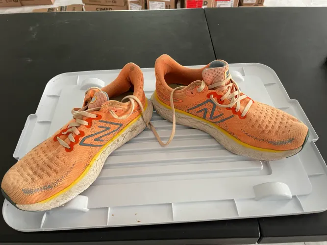 Tênis New balance v 12. 1080