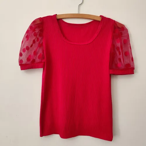 Blusa canelada pink manda bufante de Tule tamanho M