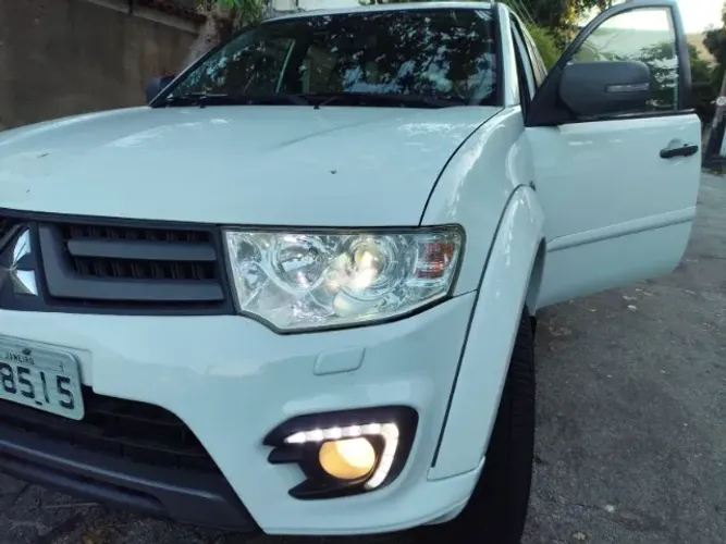 Mitsubishi Pajero HPE-S 3.2 4X4 T.i.diesel 5P Aut. 2016