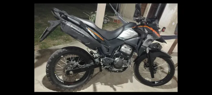 Xre 300 adventure muito  nova