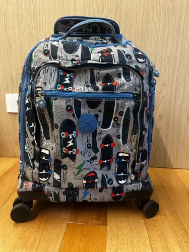 MOCHILA KIPLING NEW ZEA skate azul/cinza 
