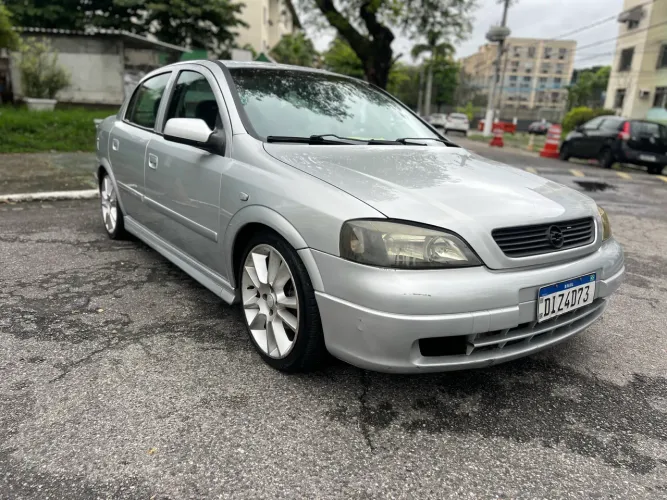 Chevrolet Astra Sedan 2.0/cd/ Expres.gls 2.0 8V 4P 2002