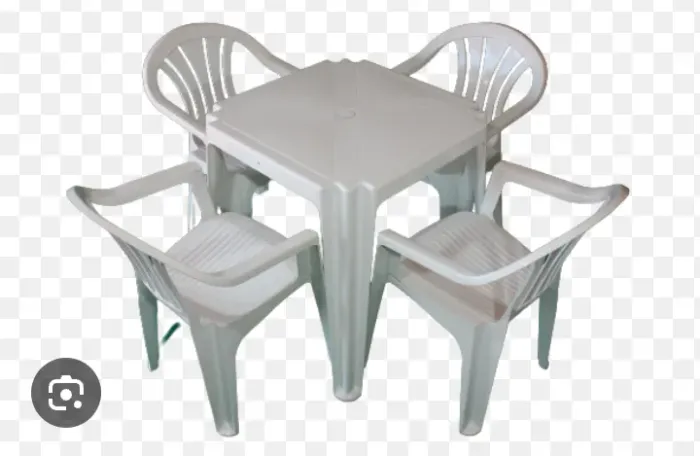 Mesa com cadeira