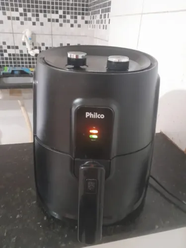 Vendo essa Air fryer, facilito entrega 