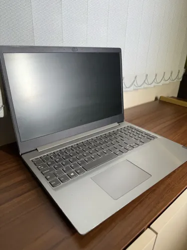 Notebook Lenovo S145 - Ryzen 5, 12gb de ram, 256gb de ram e 1tb de armazenamento