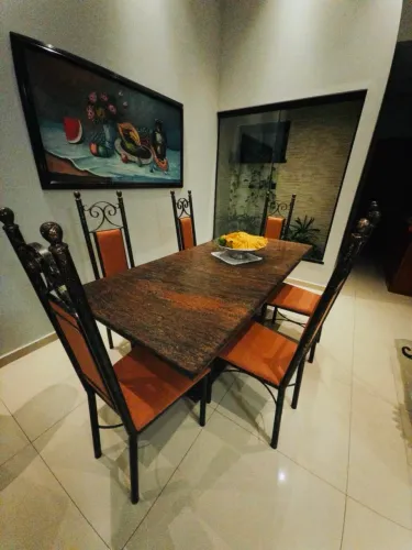 Mesa em granito 