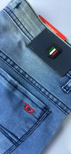 Bermuda jeans masculina Diesel