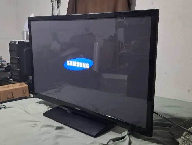 Tv Samsung 43 plasma(NÃO É SMART)