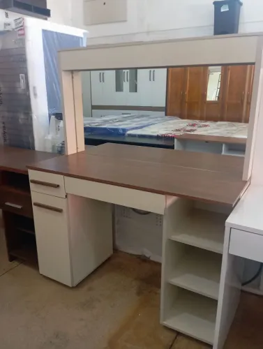 Penteadeira nova em oferta