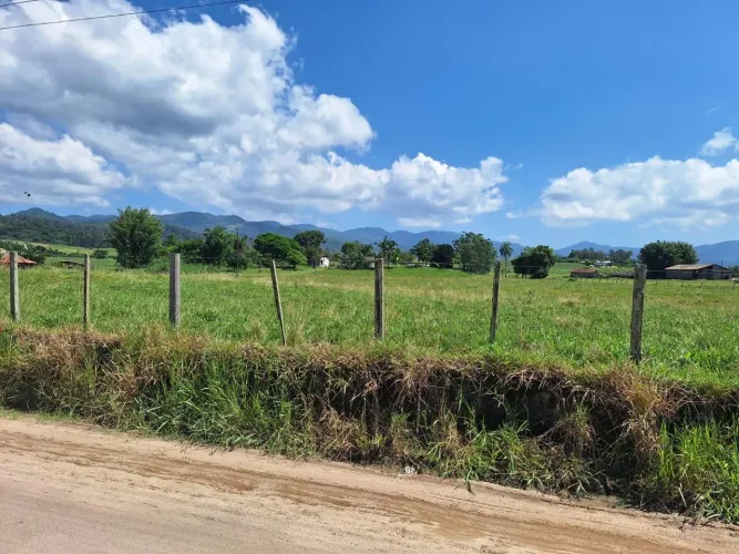 Sitio Fazenda em Imaruí ( Pescaria Brava )
